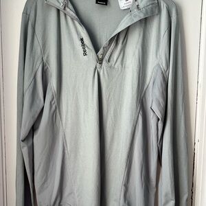 Reebok men’s  Light Gray zip Pullover long sleeve shirt size Medium